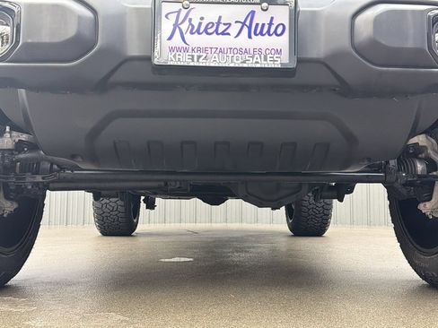 Used 2024 Jeep Wrangler Unlimited AWD/4WD image 15