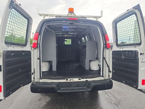Used 2017 GMC Savana 2500 w/ All Terrain Package RWD image 9