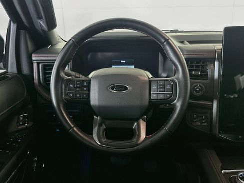 Used 2022 Ford Expedition Limited AWD/4WD image 17
