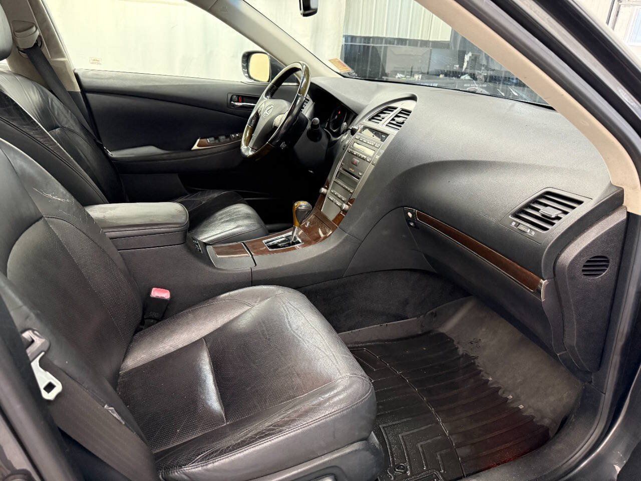 Used 2010 Lexus ES 350 FWD image 11