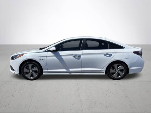 Used 2017 Hyundai Sonata Plug-In Hybrid FWD image 9