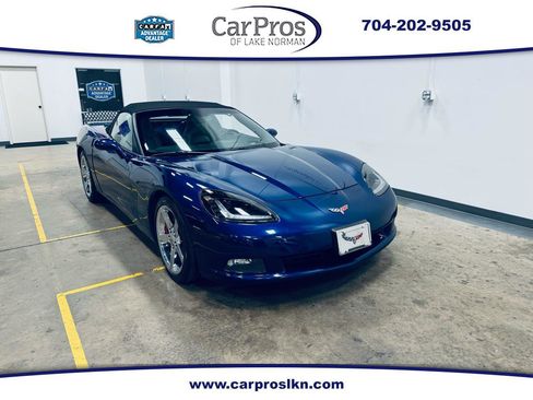 Used 2007 Chevrolet Corvette Convertible w/ Preferred Equipment Group image 1