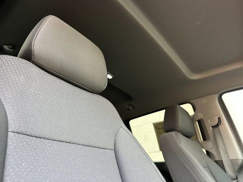 Used 2019 Chevrolet Silverado 1500 Custom w/ Custom Max Trailering Package AWD/4WD image 16