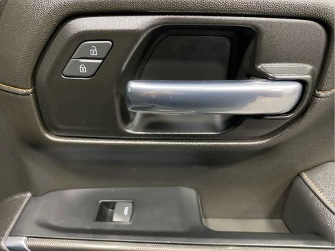 Used 2022 GMC Sierra 1500 AT4 w/ AT4 Preferred Package image 27