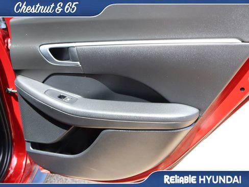 Certified 2025 Hyundai Sonata SEL FWD image 12