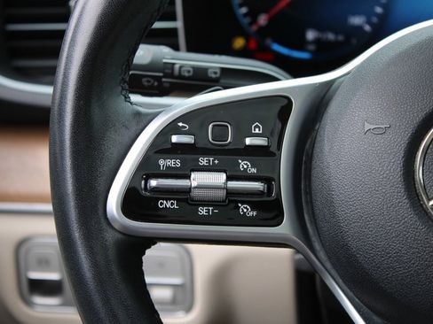 Certified 2022 Mercedes-Benz GLE 350 4MATIC w/ Premium Package image 15