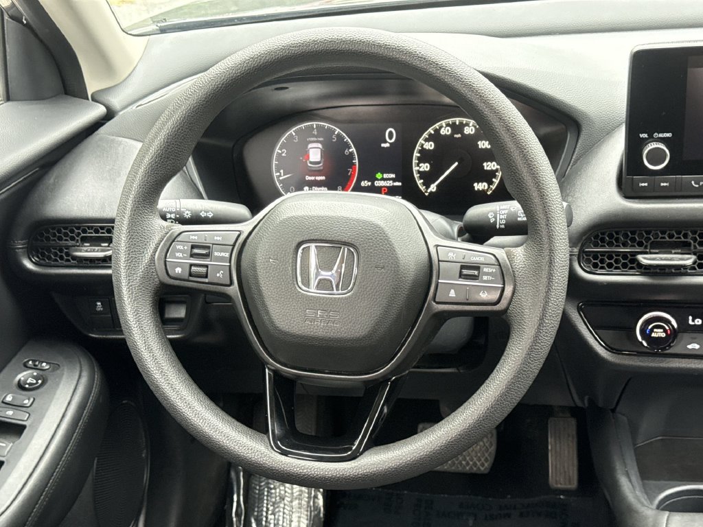 Used 2025 Honda HR-V LX image 11