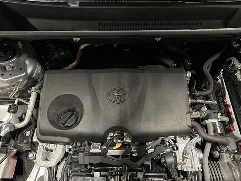 Used 2023 Toyota RAV4 LE AWD/4WD image 12