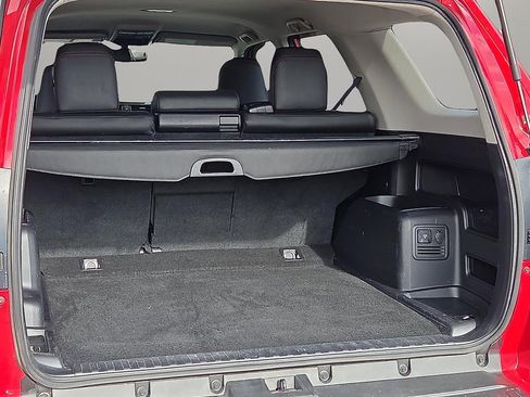 Used 2019 Toyota 4Runner TRD Off-Road Premium image 9