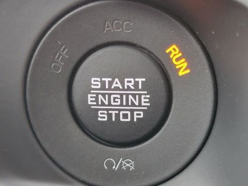 New 2026 Jeep Gladiator Sport image 4