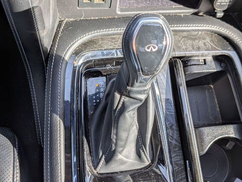 Used 2021 INFINITI QX80 Sensory w/ All-Season Package image 27