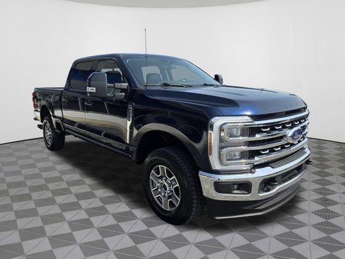 Used 2024 Ford F250 Lariat AWD/4WD image 4