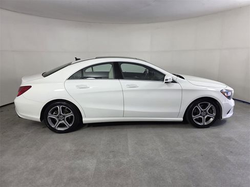 Used 2019 Mercedes-Benz CLA 250 4MATIC image 3
