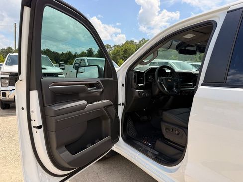 New 2026 Chevrolet Silverado 1500 LT w/ Z71 Off-Road Package AWD/4WD image 11