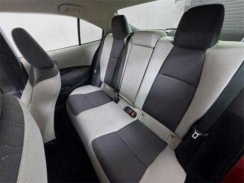 Certified 2025 Toyota Corolla LE image 8