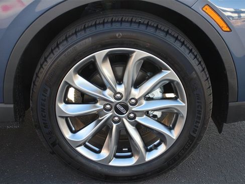 Certified 2022 Lincoln Corsair FWD w/ Premium Package image 10