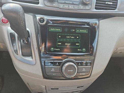 Used 2014 Honda Odyssey Touring image 21