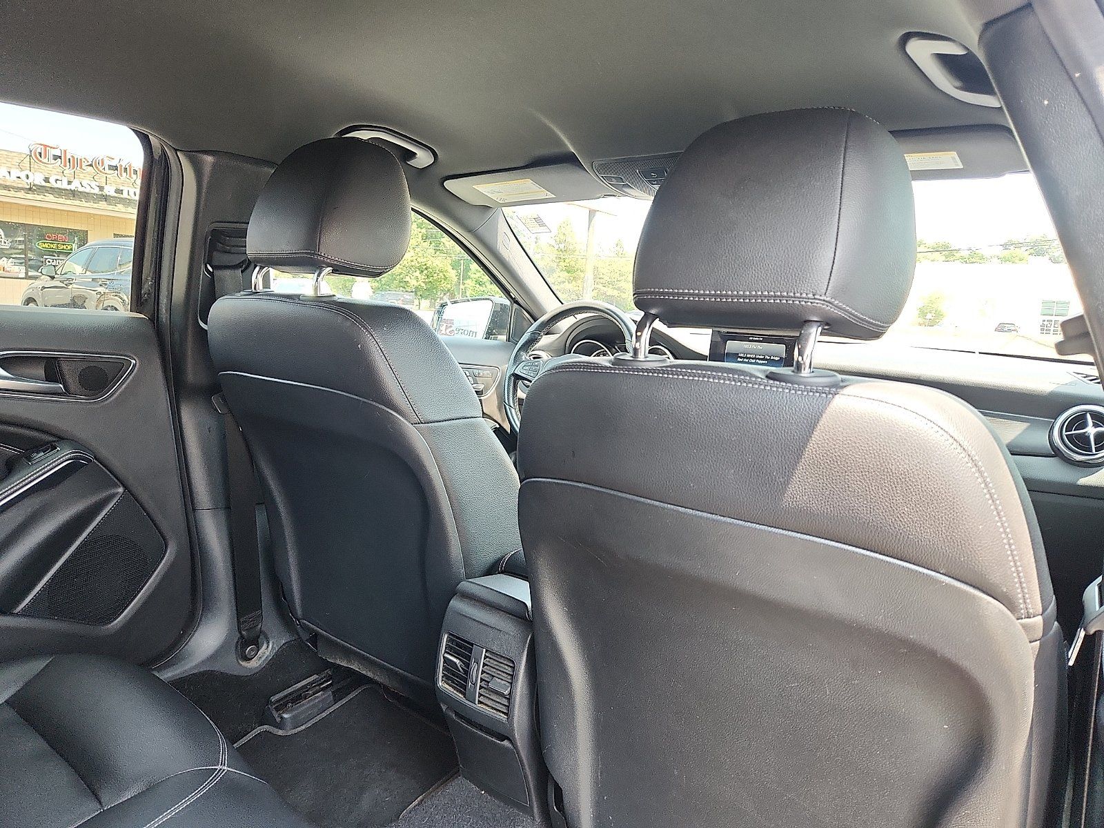 Used 2018 Mercedes-Benz GLA 250 4MATIC image 28