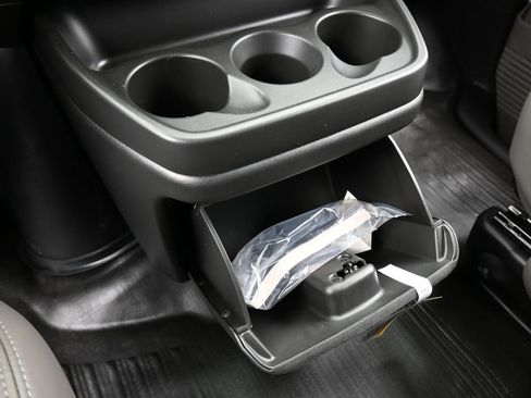 New 2025 Chevrolet Express 2500 w/ Driver Convenience Package image 22