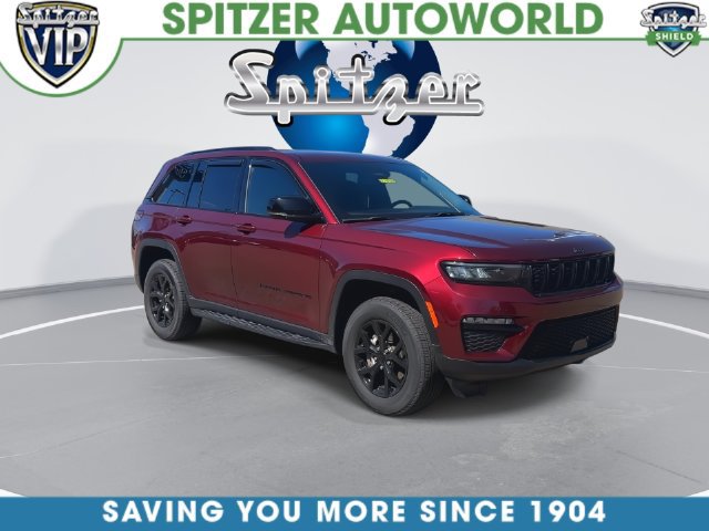Used 2024 Jeep Grand Cherokee Altitude AWD/4WD image 7
