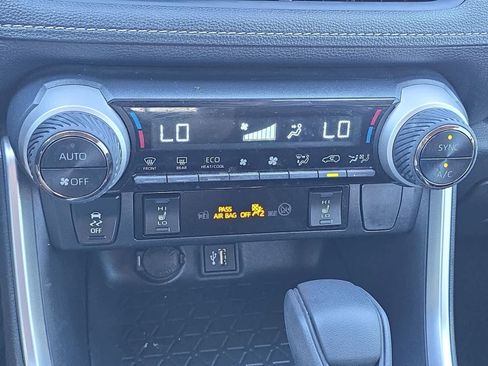 Used 2025 Toyota RAV4 XLE w/ Weather Package AWD/4WD image 23