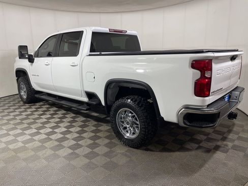 Used 2020 Chevrolet Silverado 2500 LT w/ Z71 Off-Road Package image 5
