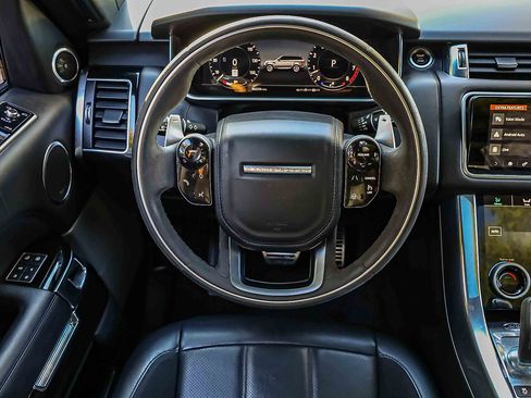 Used 2022 Land Rover Range Rover Sport HST image 16