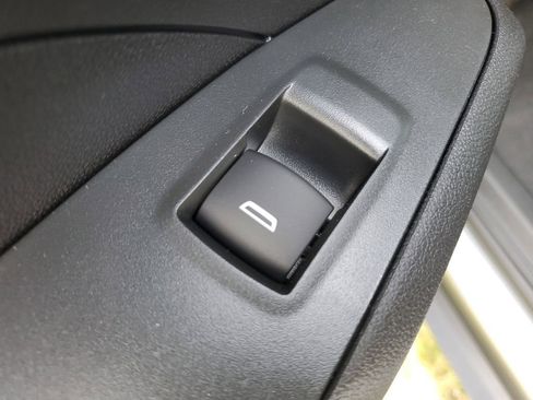 New 2026 Chevrolet Trax LT image 16