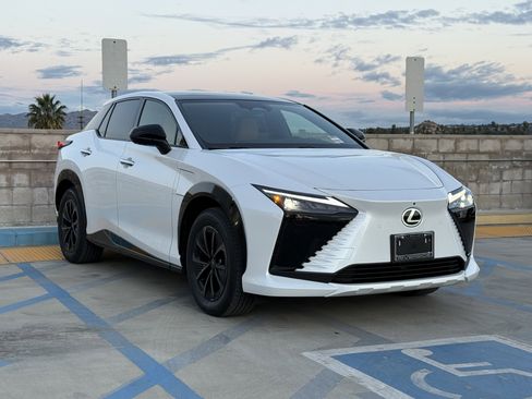 New 2026 Lexus RZ 450e RZ 450e Premium image 2
