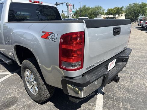 Used 2013 GMC Sierra 2500 SLT w/ SLT Convenience Package AWD/4WD image 7