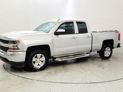 Used 2019 Chevrolet Silverado 1500 LT image 3