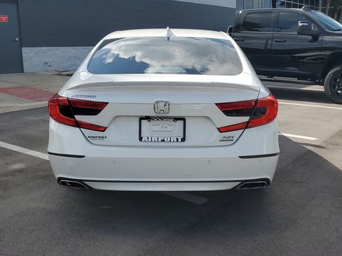 Used 2019 Honda Accord Touring image 7
