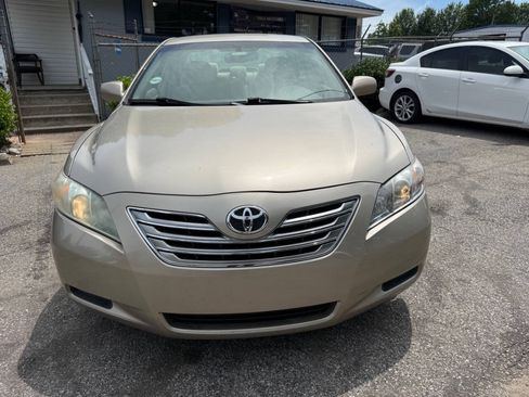 Used 2009 Toyota Camry Hybrid FWD image 2