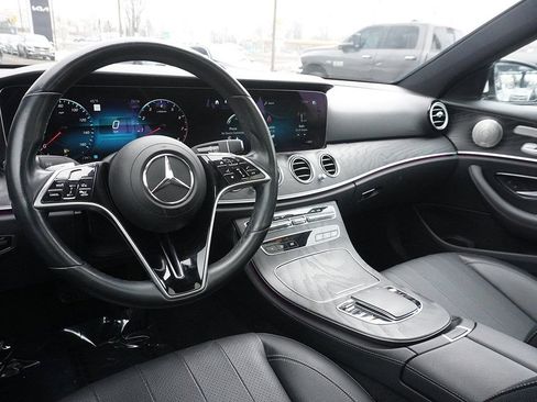Used 2022 Mercedes-Benz E 450 4MATIC Sedan image 31