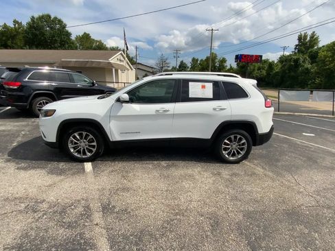 Used 2019 Jeep Cherokee Latitude Plus FWD image 9