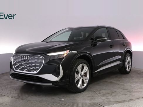 Used 2023 Audi Q4 e-tron Premium Plus w/ Premium Plus AWD/4WD image 2