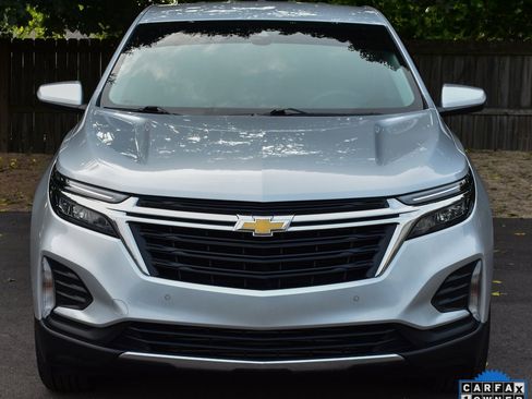 Used 2022 Chevrolet Equinox LT image 2