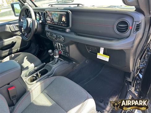 New 2025 Jeep Gladiator Rubicon w/ Safety Group image 11