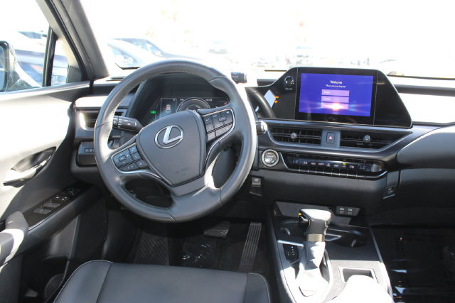 Certified 2024 Lexus UX 250h FWD image 14