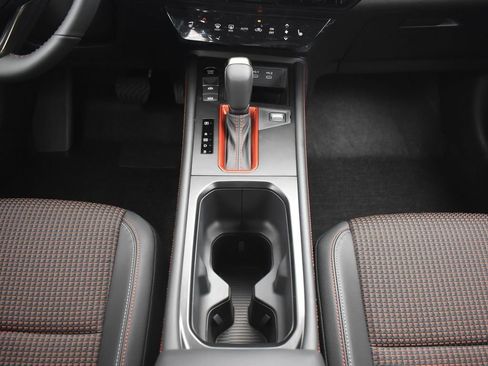 New 2026 Nissan Kicks SR w/ Cold Weather Package AWD/4WD image 12