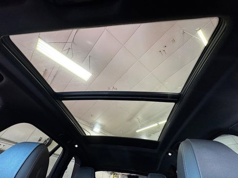 Used 2019 BMW X5 xDrive40i w/ Premium Package 2 image 24