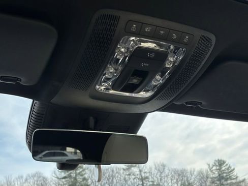 Used 2025 Mercedes-Benz GLA 250 4MATIC image 55