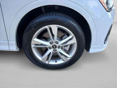 Used 2022 Audi Q3 2.0T Premium AWD/4WD image 22
