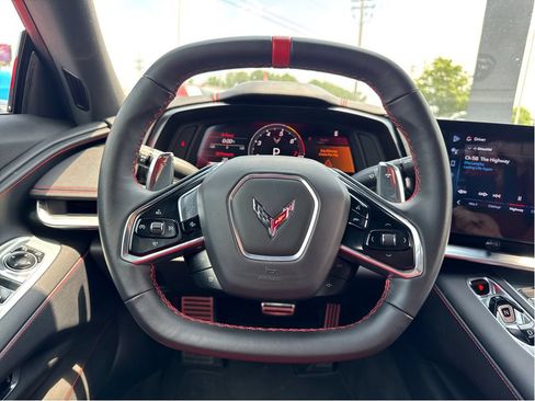 Used 2024 Chevrolet Corvette Stingray Coupe w/ 1LT RWD image 13
