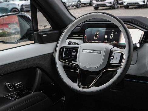 New 2026 Land Rover Range Rover Sport Dynamic SE AWD/4WD image 26
