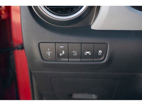 Used 2021 Hyundai Kona Ultimate AWD/4WD image 32