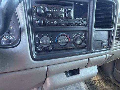 Used 2000 Chevrolet Silverado 1500 LS AWD/4WD image 14