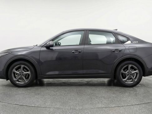 Used 2025 Kia K4 LXS image 5