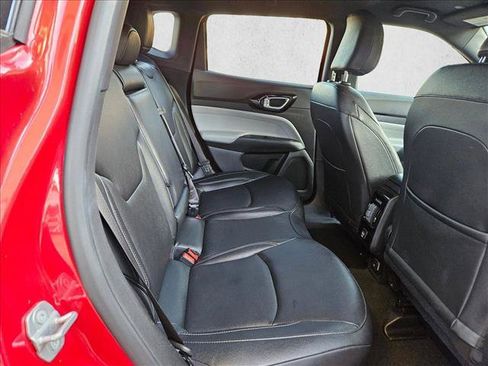 Used 2025 Jeep Compass Limited AWD/4WD image 14