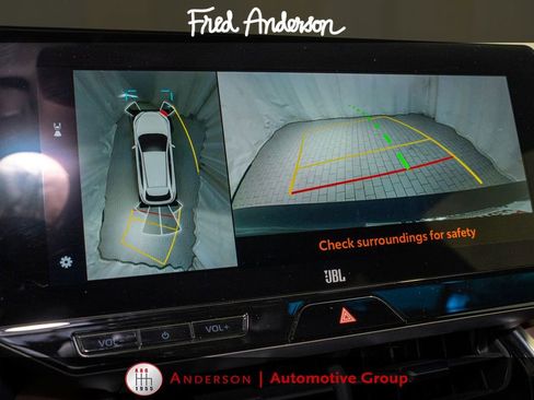 Certified 2023 Toyota Venza Limited AWD/4WD image 14